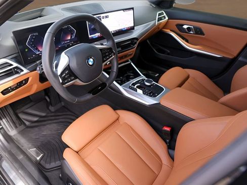 Used 2025 BMW 330i Sedan w/ Premium Package image 10