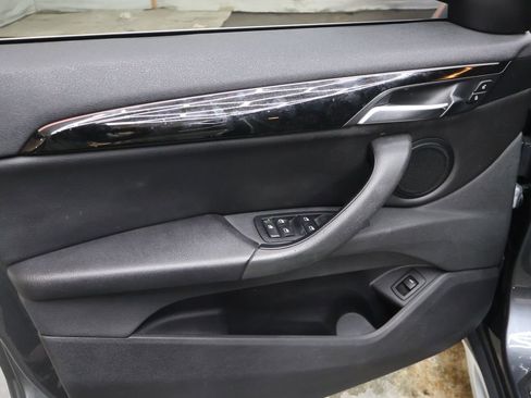 Used 2017 BMW X1 sDrive28i FWD image 16