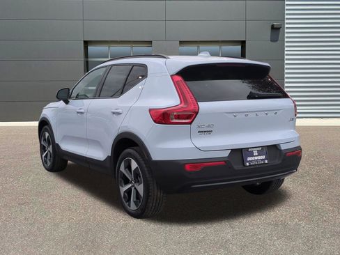 New 2026 Volvo XC40 B5 Plus w/ Protection Package Premier image 5