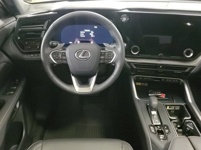 Used 2026 Lexus TX 350 AWD w/ Technology Package image 16