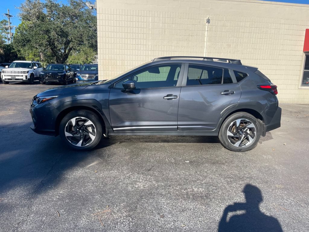 Used 2024 Subaru Crosstrek 2.5i Limited w/ Crosstrek Mirror Package AWD/4WD image 2