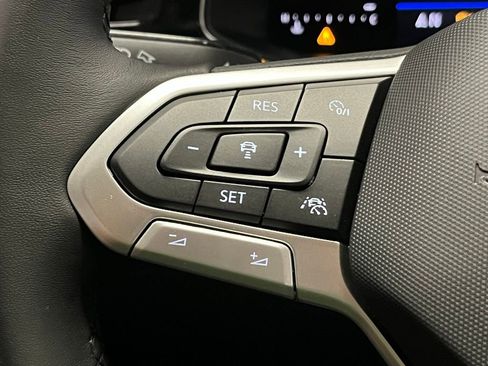 New 2025 Volkswagen Jetta SE image 24