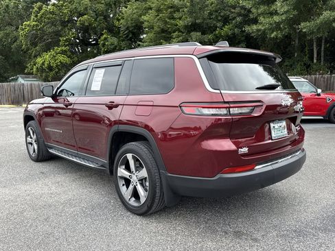 Used 2024 Jeep Grand Cherokee L Limited RWD image 3