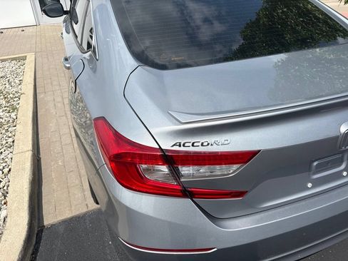 Used 2019 Honda Accord Sport image 3