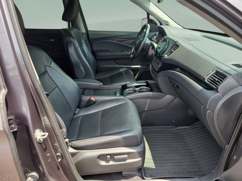 Certified 2019 Honda Pilot Elite image 18