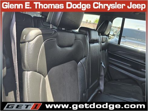 Used 2023 Jeep Grand Cherokee L Laredo RWD image 28