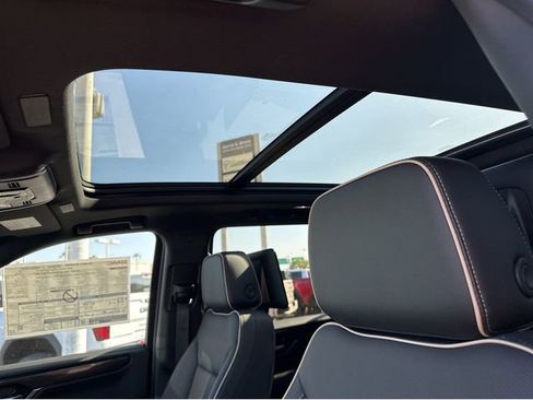 New 2026 GMC Yukon XL Elevation image 26