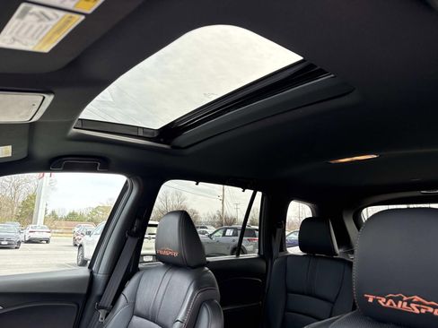 Used 2022 Honda Passport TrailSport image 9