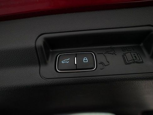 Used 2023 Ford Explorer XLT w/ Equipment Group 202A image 15