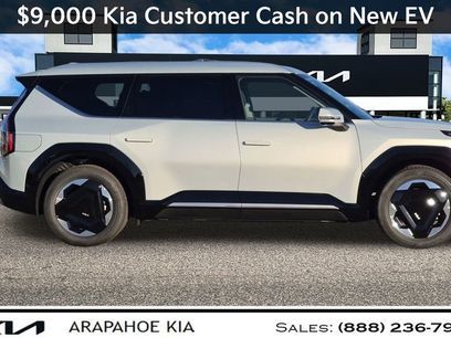 New 2026 Kia EV9 Land