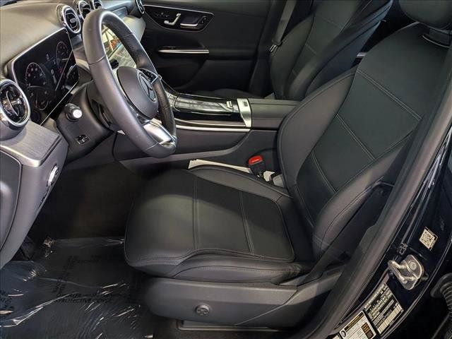 Used 2026 Mercedes-Benz GLC 300 image 15