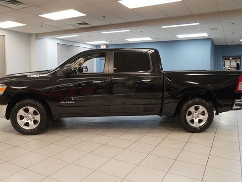 Used 2019 RAM 1500 Big Horn AWD/4WD image 2