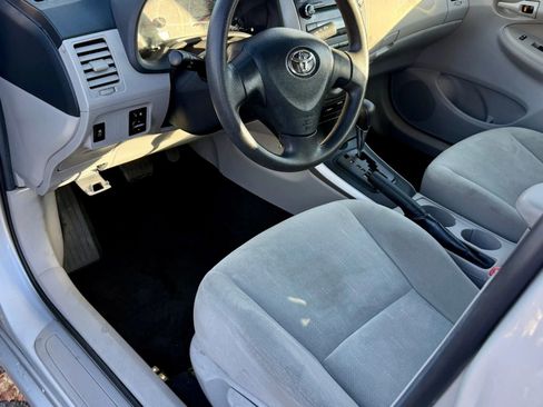 Used 2013 Toyota Corolla LE Special Edition image 12