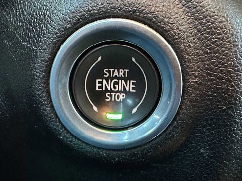 Used 2022 GMC Sierra 2500 Denali image 37