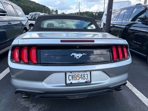 Used 2020 Ford Mustang Premium RWD image 11