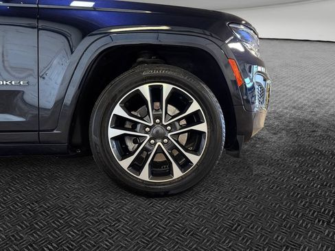 Used 2023 Jeep Grand Cherokee L Overland AWD/4WD image 11