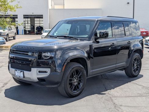 Used 2025 Land Rover Defender 110 S AWD/4WD image 10