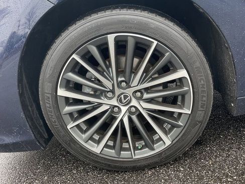 Used 2023 Lexus ES 350 w/ Premium Package image 13