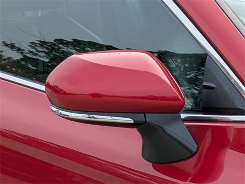 Used 2024 Toyota Camry SE image 12