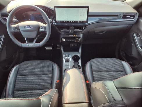 Used 2024 Ford Escape ST-Line w/ Tech Pack #1 AWD/4WD image 12
