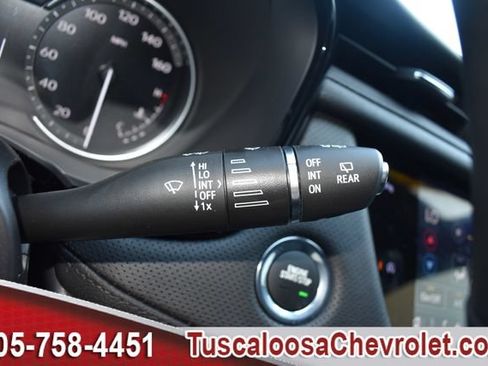 Used 2025 Cadillac XT5 Luxury w/ LPO, Floor Liner Package FWD image 34