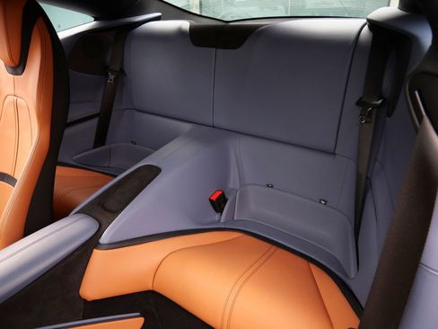 Used 2022 Ferrari Roma image 16