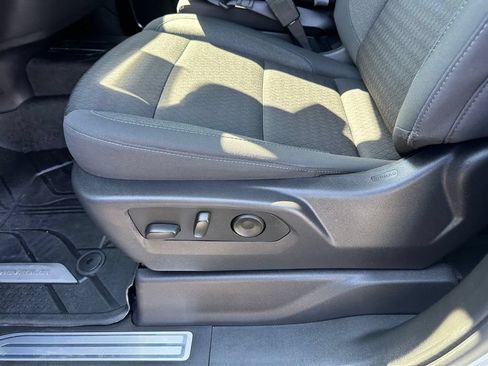 Used 2026 Chevrolet Silverado 1500 LT RWD image 12