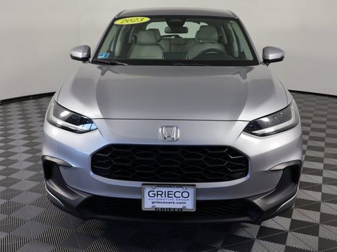 Used 2023 Honda HR-V LX image 3