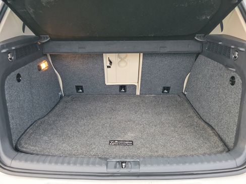 Used 2013 Volkswagen Tiguan SEL image 12