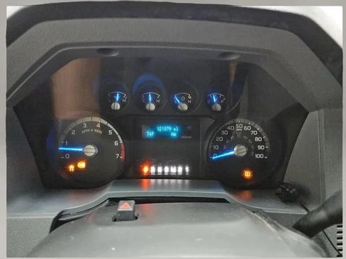 Used 2016 Ford F250 XL w/ Power Equipment Group AWD/4WD image 4