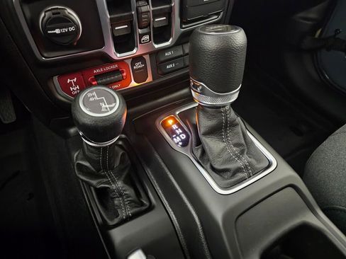 New 2026 Jeep Gladiator Mojave AWD/4WD image 32