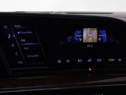 Used 2023 Cadillac Escalade ESV Sport Platinum w/ LPO, ONYX Package image 66