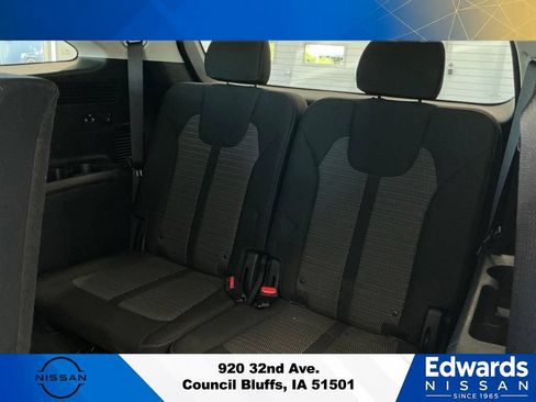 Used 2022 Kia Sorento LX FWD image 12