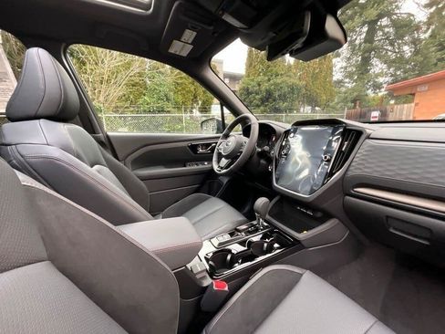 Certified 2025 Subaru Forester Touring AWD/4WD image 19