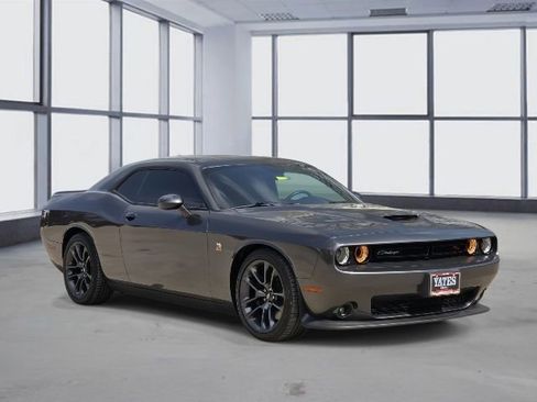 Used 2022 Dodge Challenger R/T Scat Pack w/ Plus Package image 3