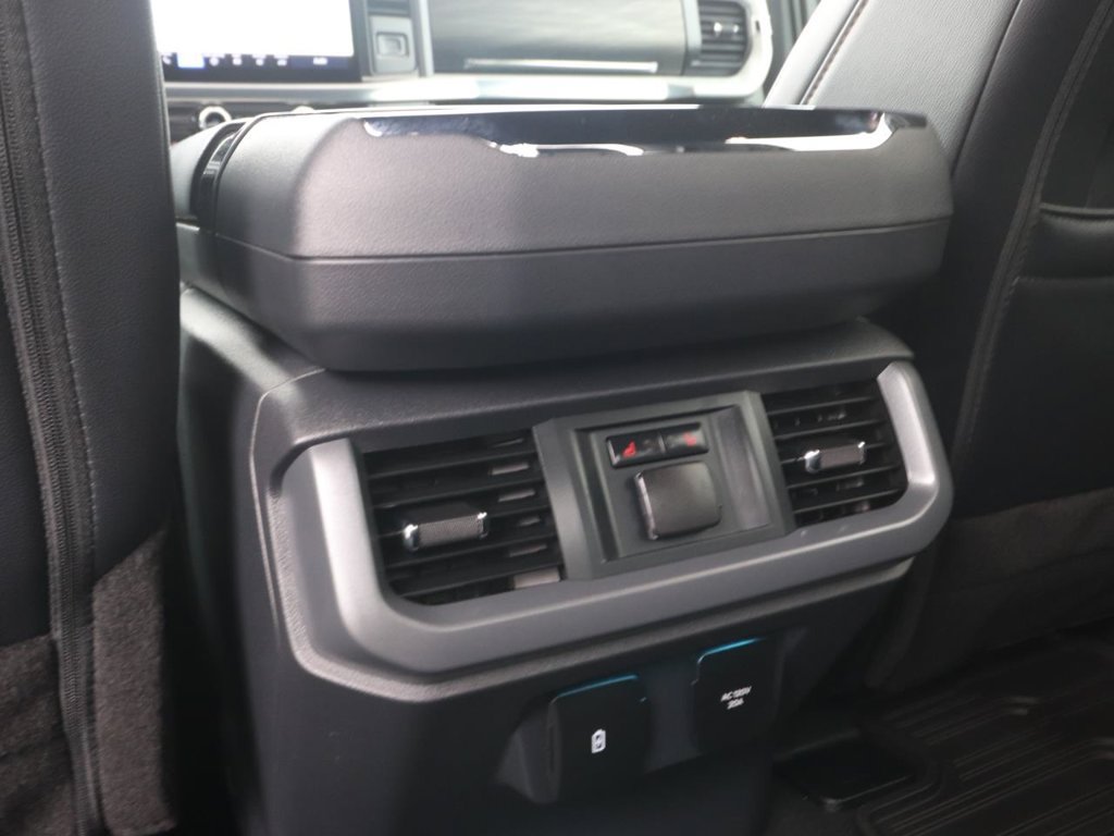 Used 2025 Ford F150 Lariat w/ Equipment Group 502A High AWD/4WD image 12