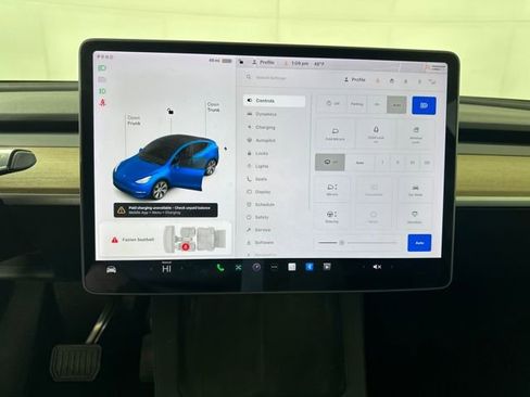 Used 2021 Tesla Model Y Long Range image 21
