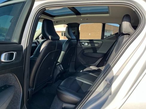 Used 2023 Volvo XC40 B5 Plus w/ Climate Package AWD/4WD image 26