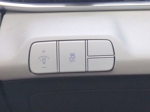 New 2026 Hyundai Elantra Limited image 28