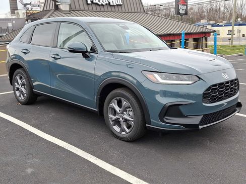New 2026 Honda HR-V LX image 2