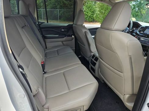 Used 2023 Honda Ridgeline RTL-E image 19