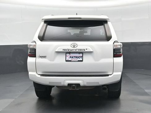 Used 2018 Toyota 4Runner SR5 Premium AWD/4WD image 31