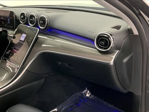 Used 2023 Mercedes-Benz C 300 Sedan image 16