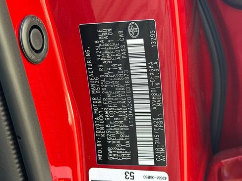 Certified 2026 Toyota Camry Hybrid FWD image 28