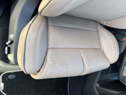 New 2025 Lincoln Navigator L Black Label image 18