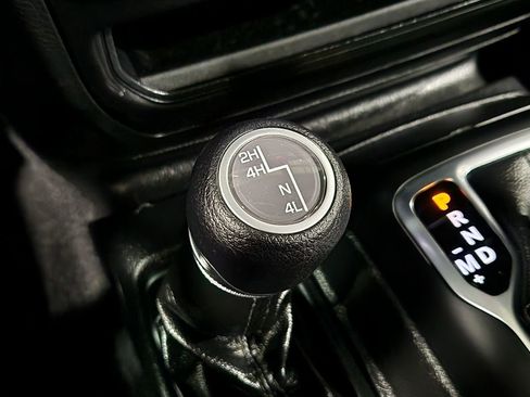 Used 2021 Jeep Wrangler Unlimited Sport S image 40