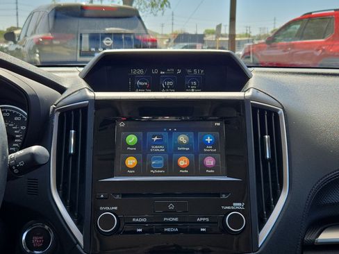 Used 2023 Subaru Forester Premium AWD/4WD image 17