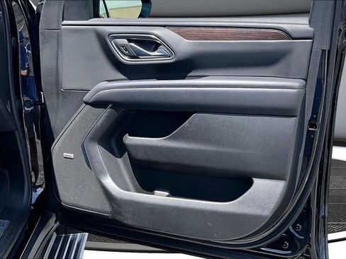 Used 2022 Chevrolet Tahoe High Country AWD/4WD image 29