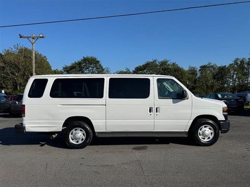 Used 2013 Ford E-350 and Econoline 350 XL image 5