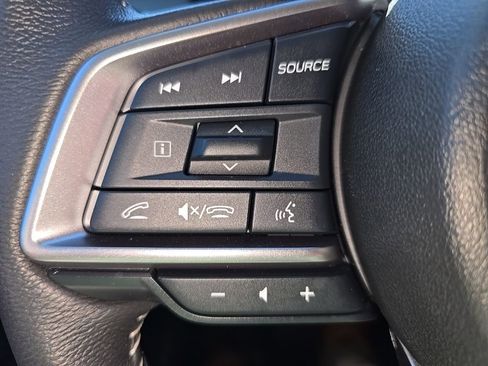 Used 2025 Subaru Outback Premium image 21